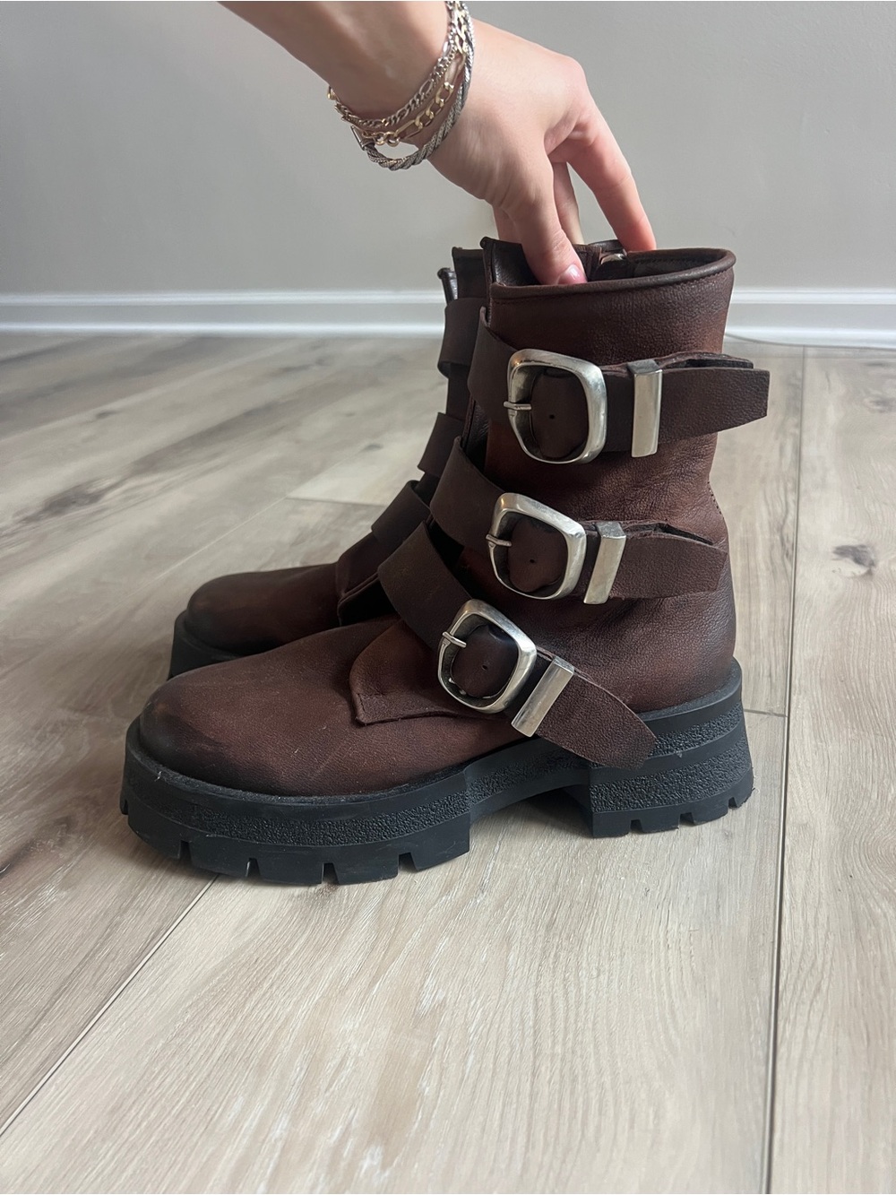 Steve Madden Roland Boot - Picture 3 of 6